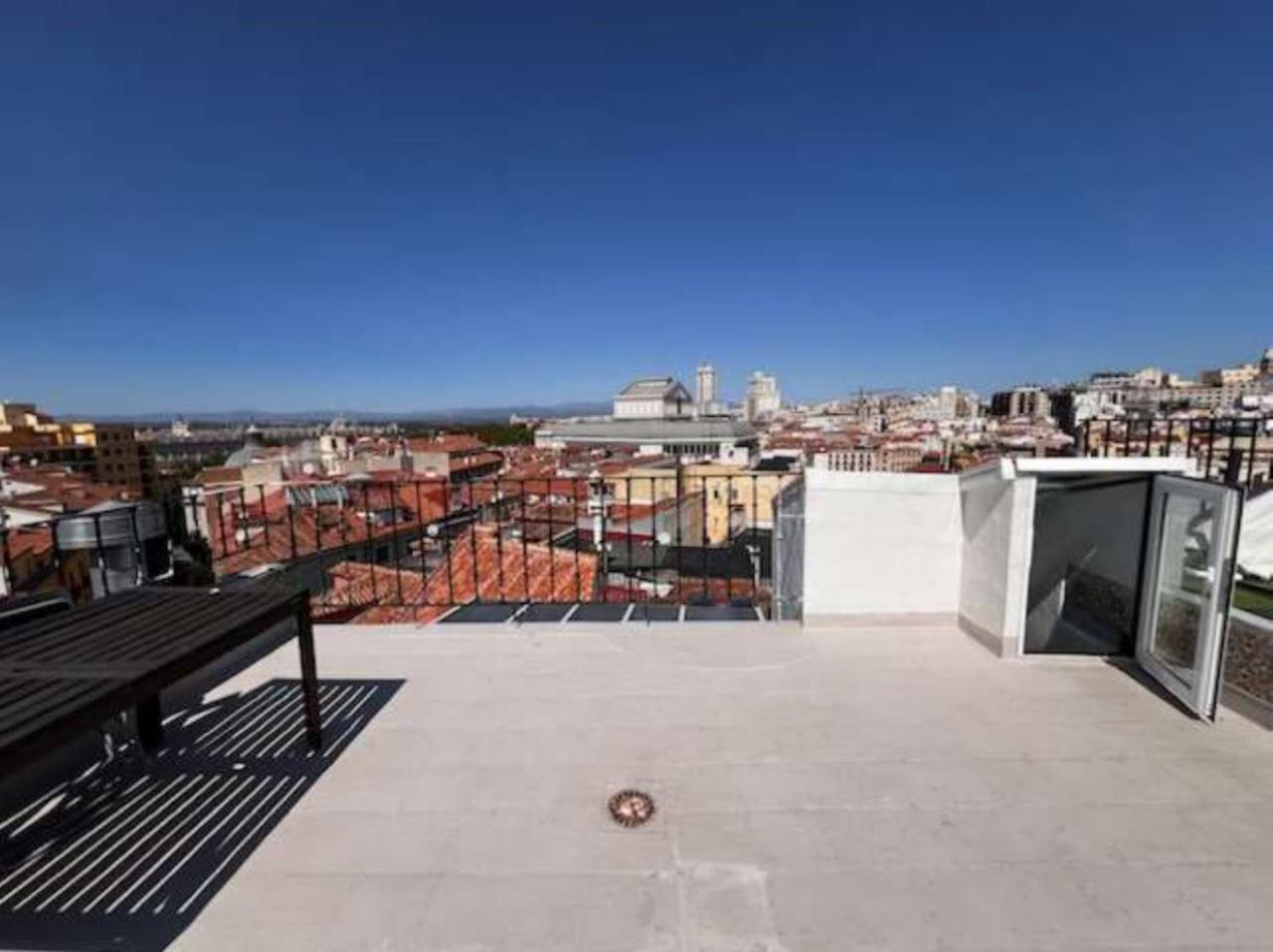 Apartamentos El Tiempo Madrid Buitenkant foto