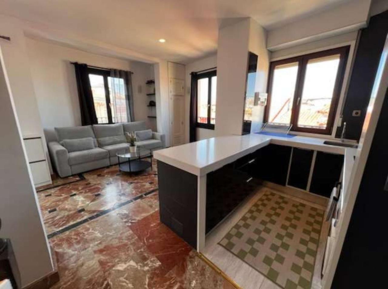 Apartamentos El Tiempo Madrid Buitenkant foto