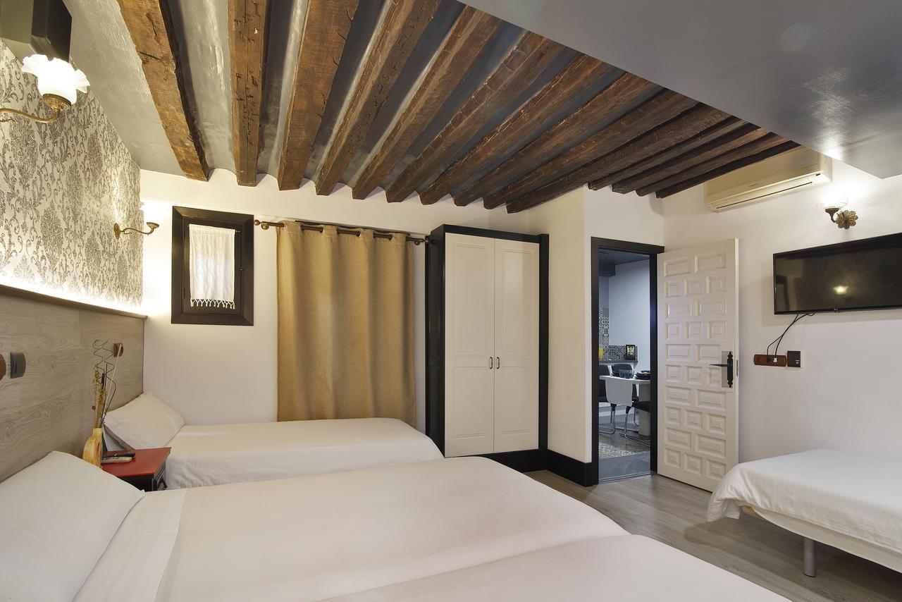 Apartamentos El Tiempo Madrid Buitenkant foto