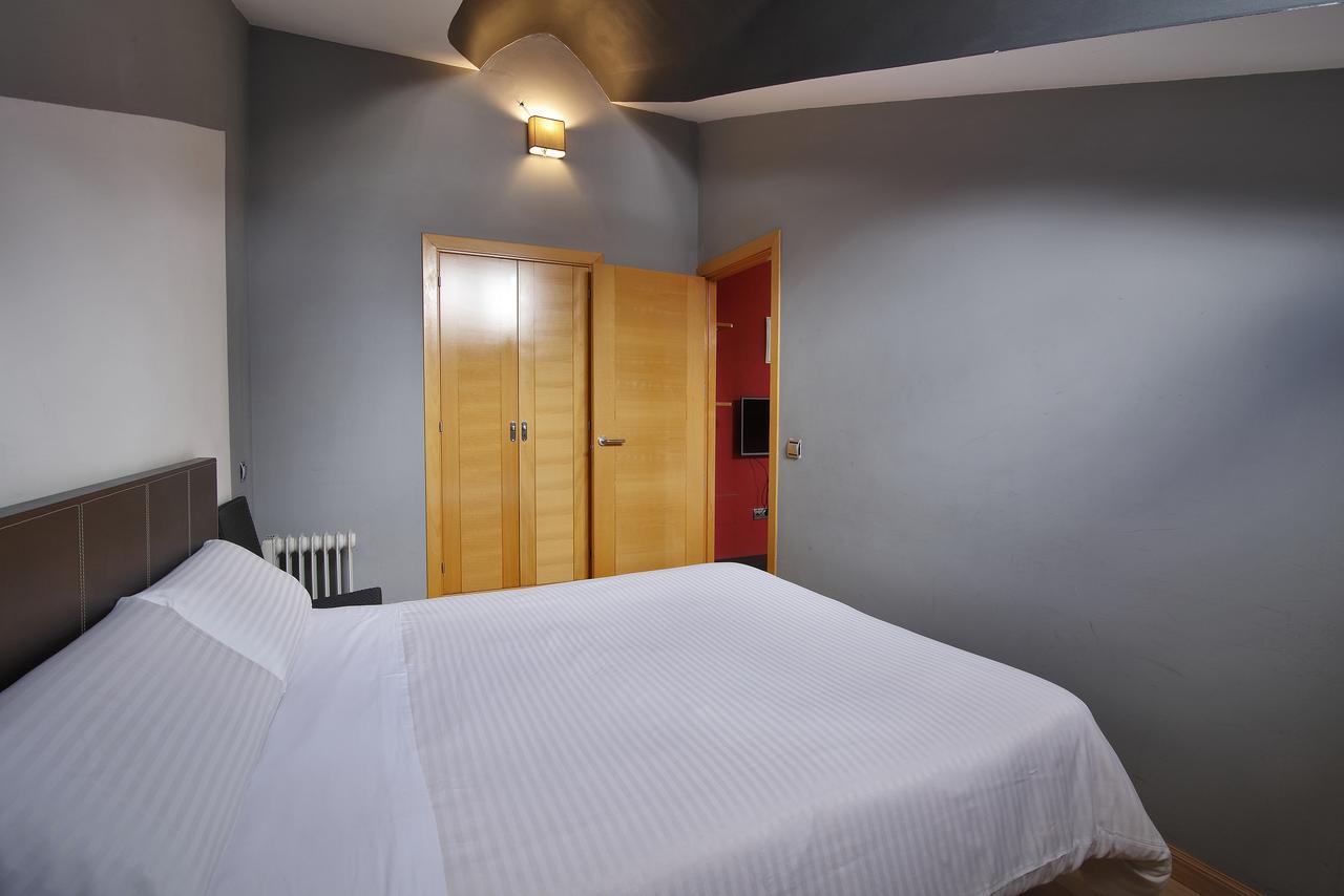 Apartamentos El Tiempo Madrid Buitenkant foto
