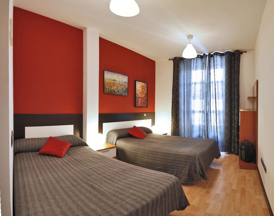 Apartamentos El Tiempo Madrid Buitenkant foto
