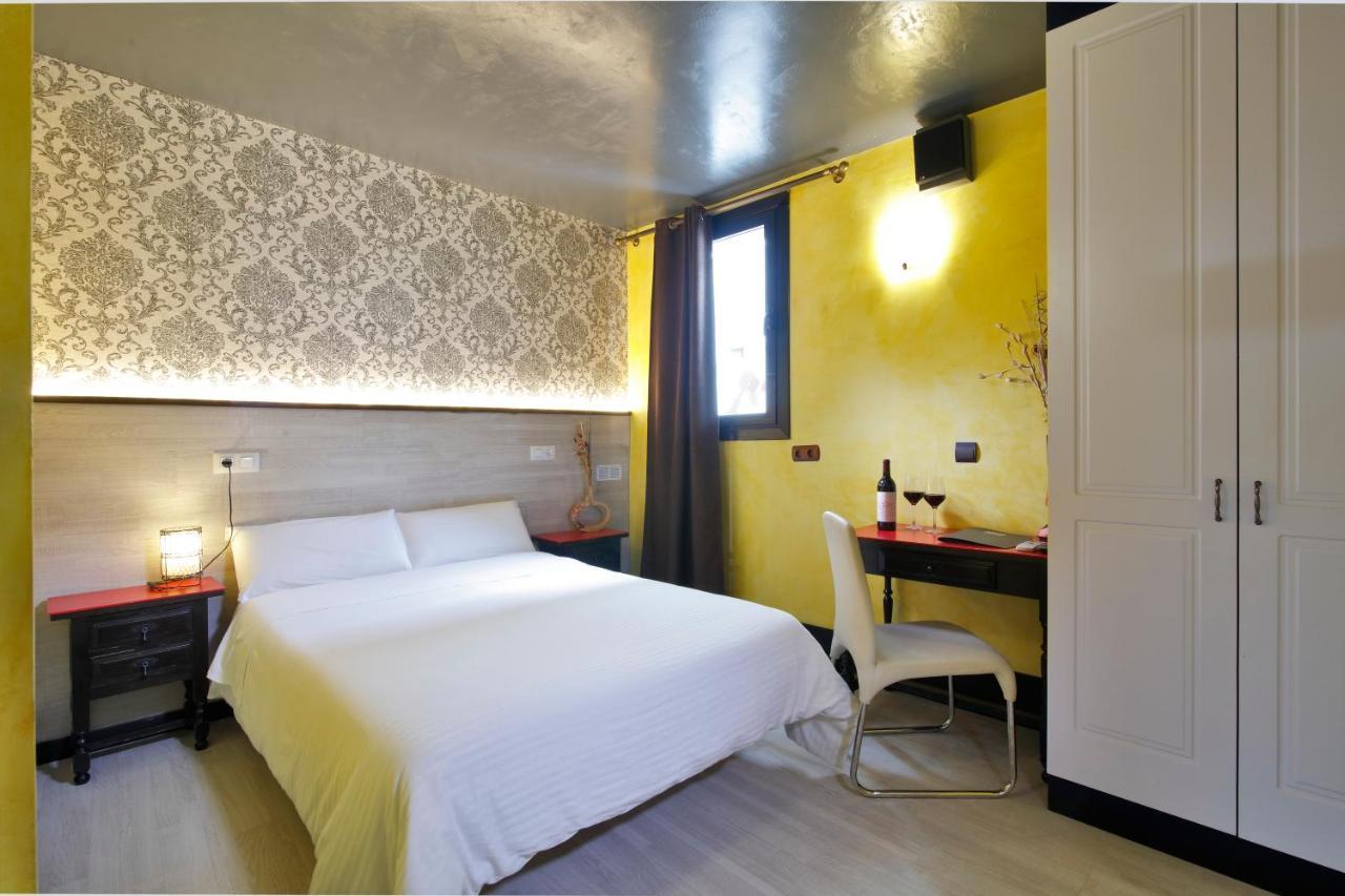 Apartamentos El Tiempo Madrid Buitenkant foto